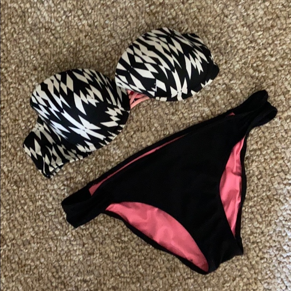 Victoria’s Secret Pink Aztec Bikini Set